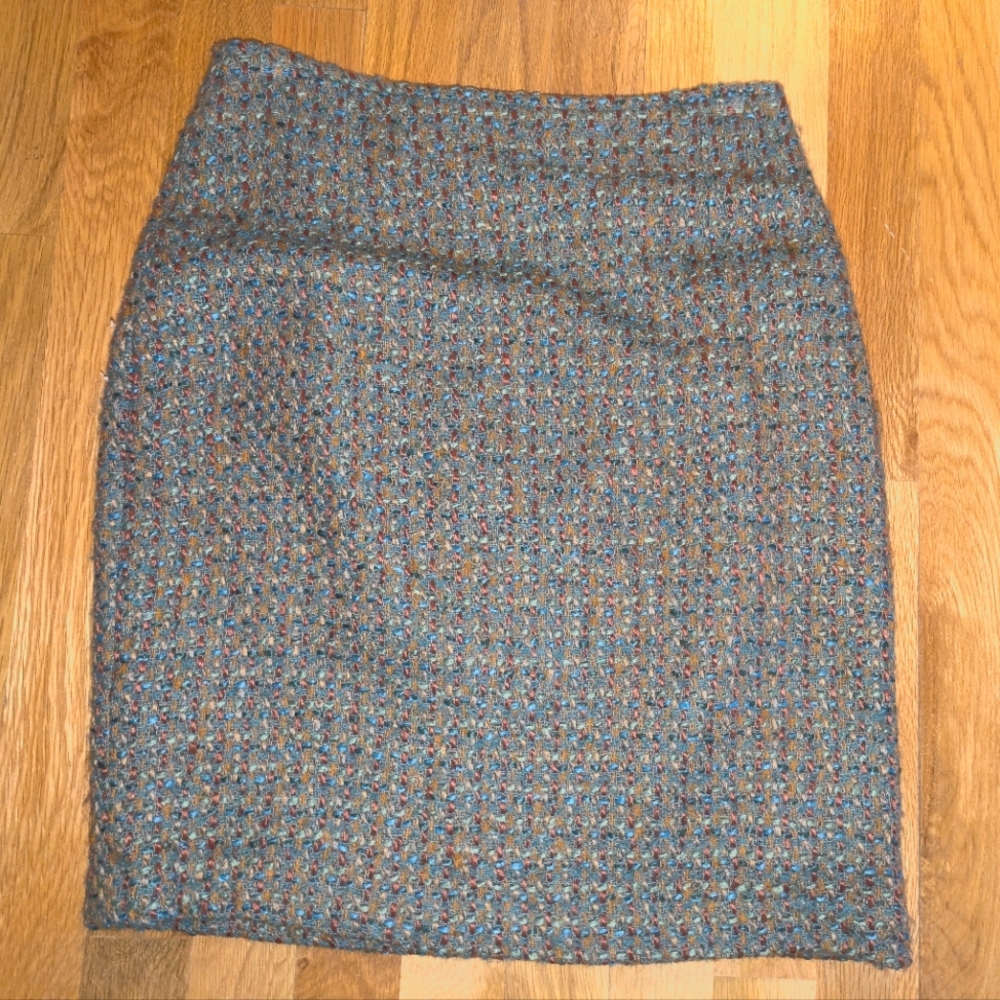 Elegant Tweed Skirt - Blue and Brown